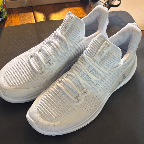 Under Armour Other - Under Armour White Athletic Sneakers 12 flow